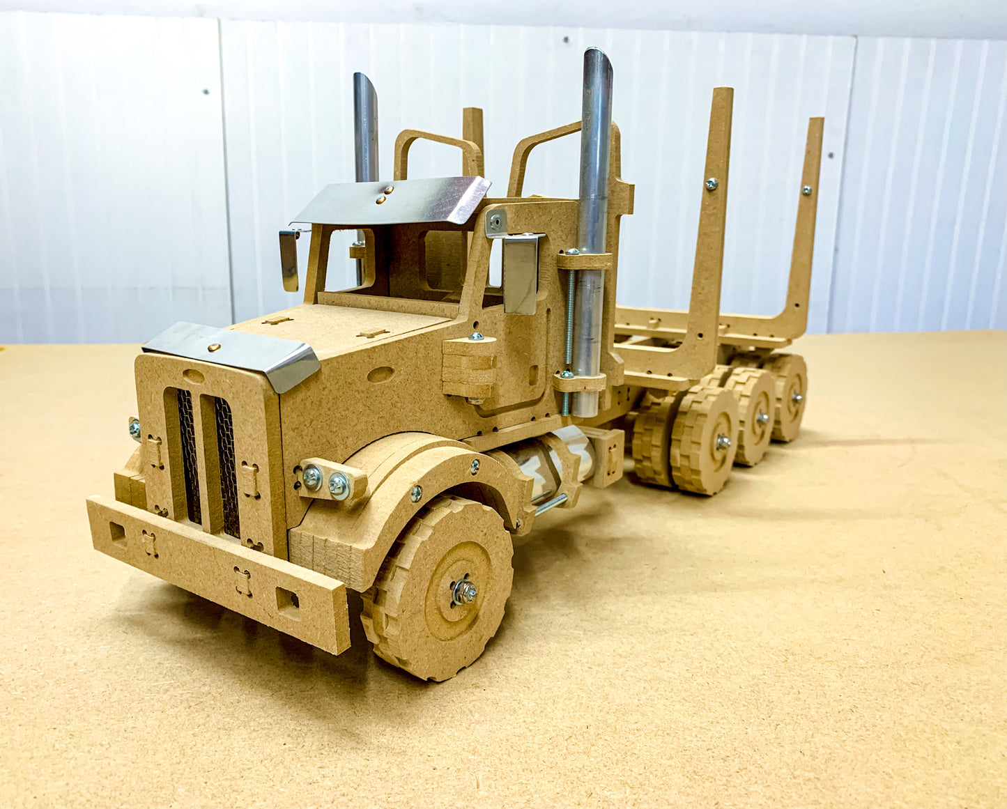 Peterbilt Short Logging Truck